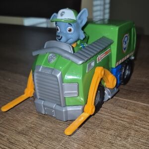 Paw Patrol ROCKY Figure & Recycle Truck